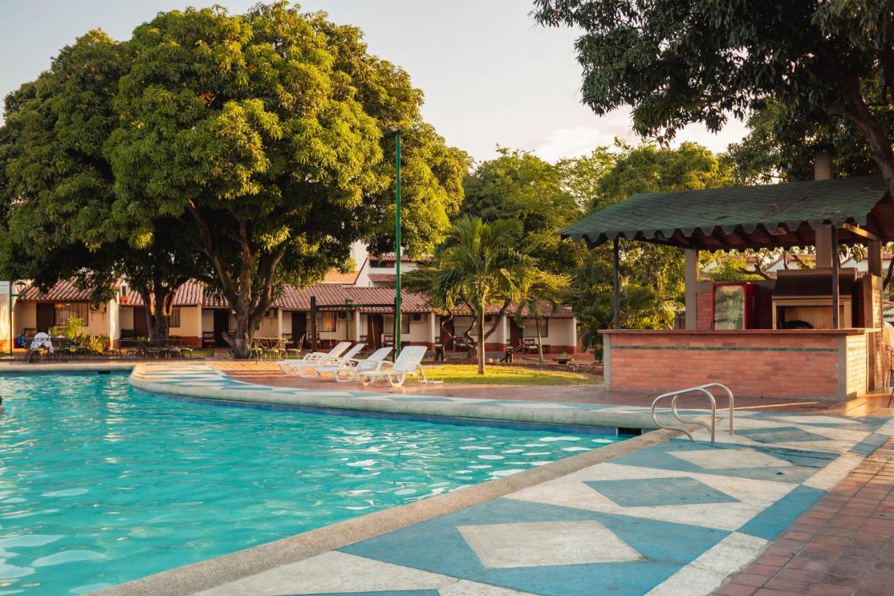 Hotel Faranda Bolivar Cucuta, A Member Of Radisson Individuals エクステリア 写真