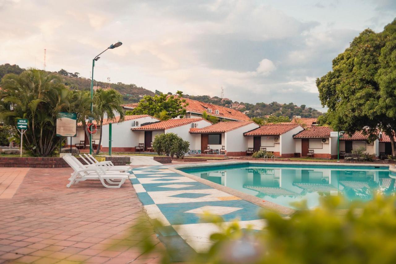 Hotel Faranda Bolivar Cucuta, A Member Of Radisson Individuals エクステリア 写真