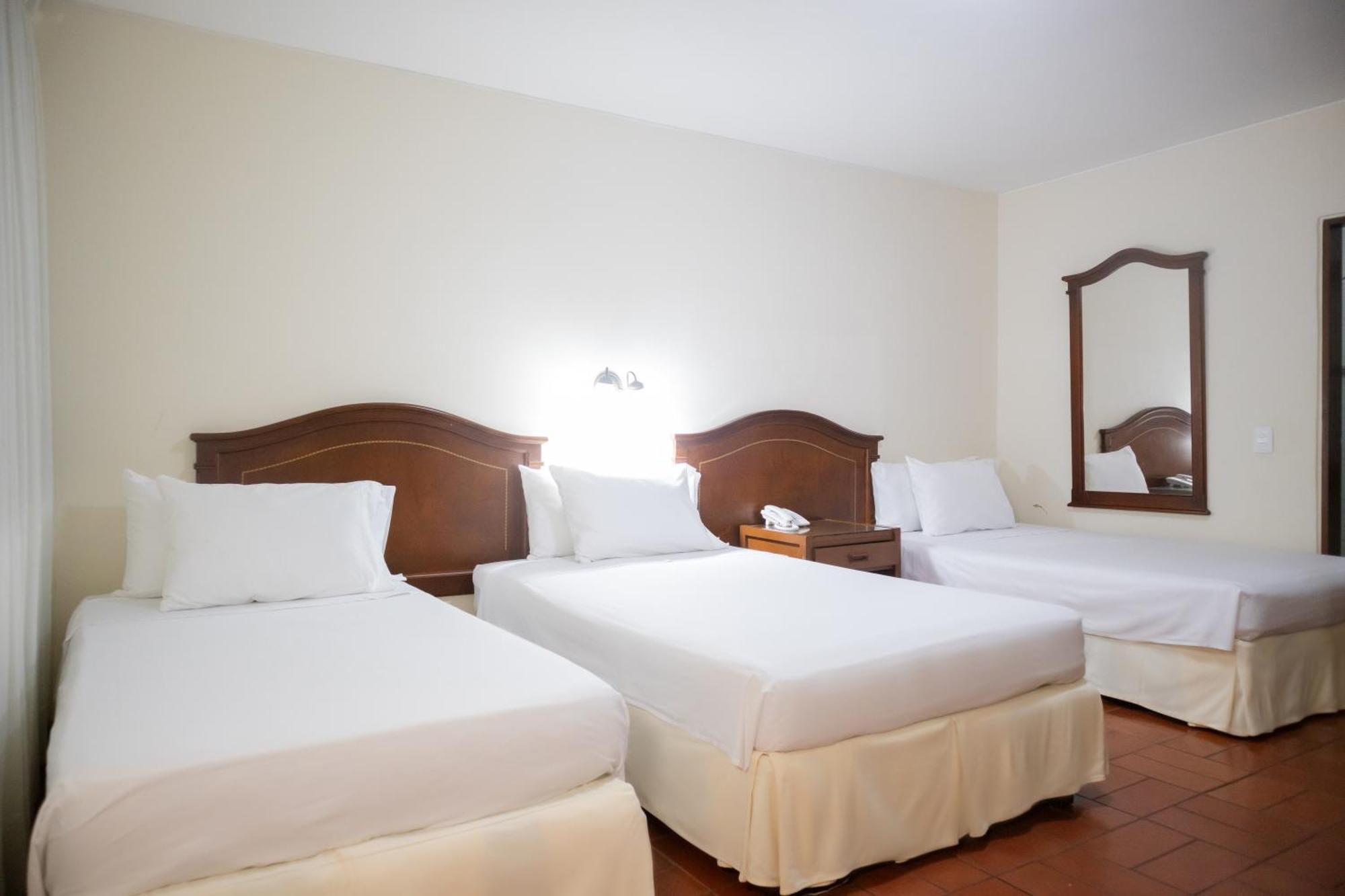 Hotel Faranda Bolivar Cucuta, A Member Of Radisson Individuals エクステリア 写真