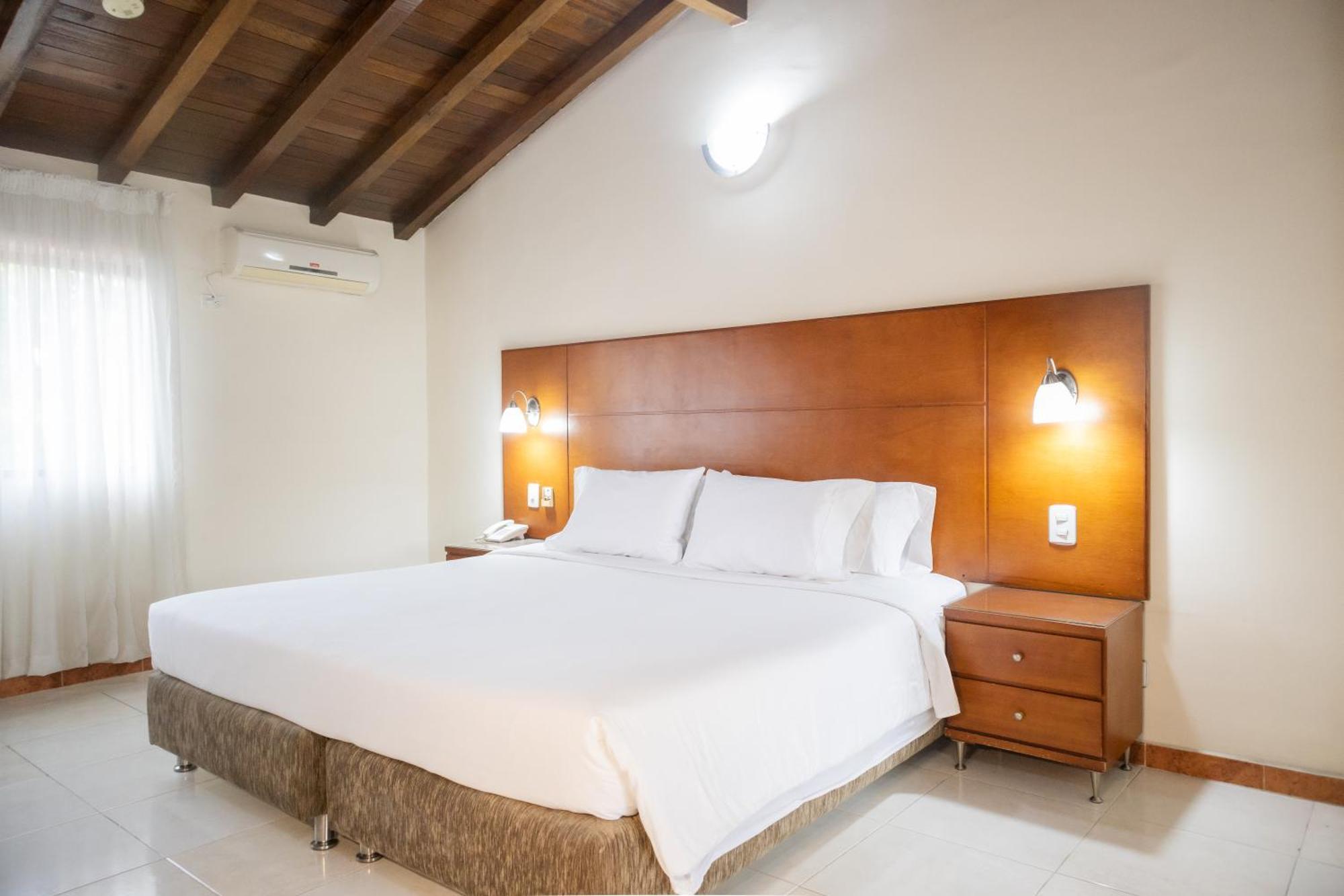 Hotel Faranda Bolivar Cucuta, A Member Of Radisson Individuals エクステリア 写真
