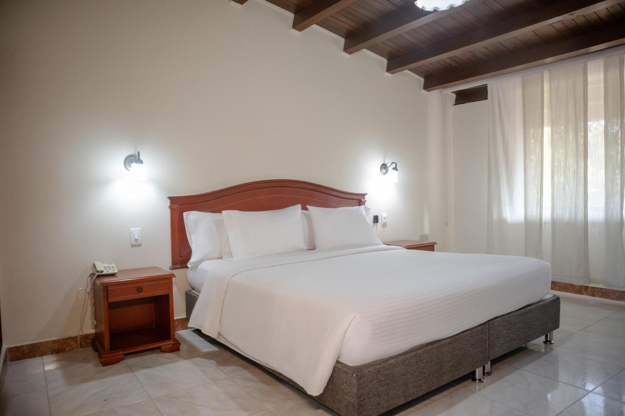 Hotel Faranda Bolivar Cucuta, A Member Of Radisson Individuals エクステリア 写真