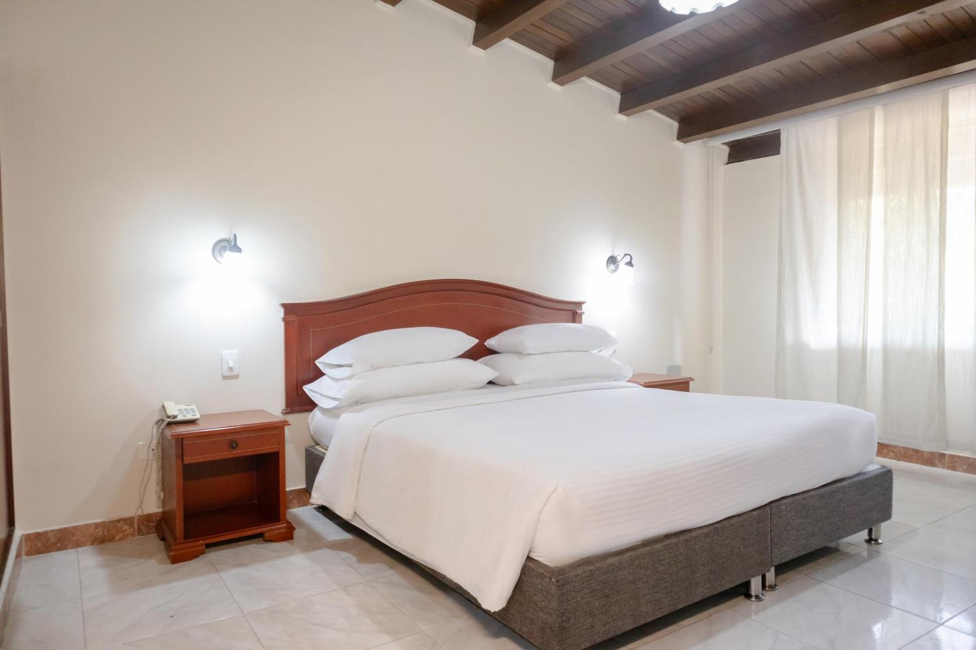 Hotel Faranda Bolivar Cucuta, A Member Of Radisson Individuals エクステリア 写真
