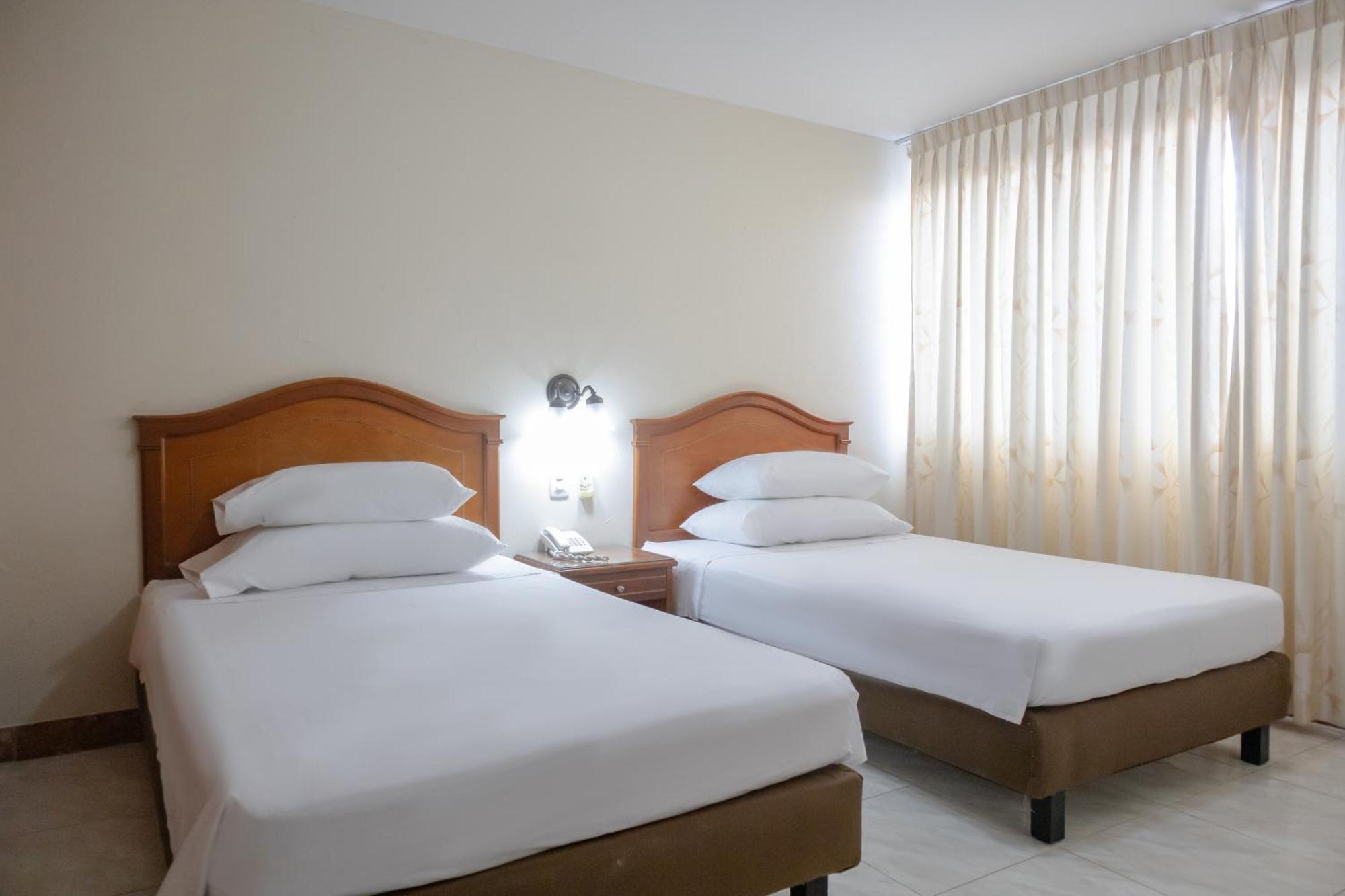 Hotel Faranda Bolivar Cucuta, A Member Of Radisson Individuals エクステリア 写真