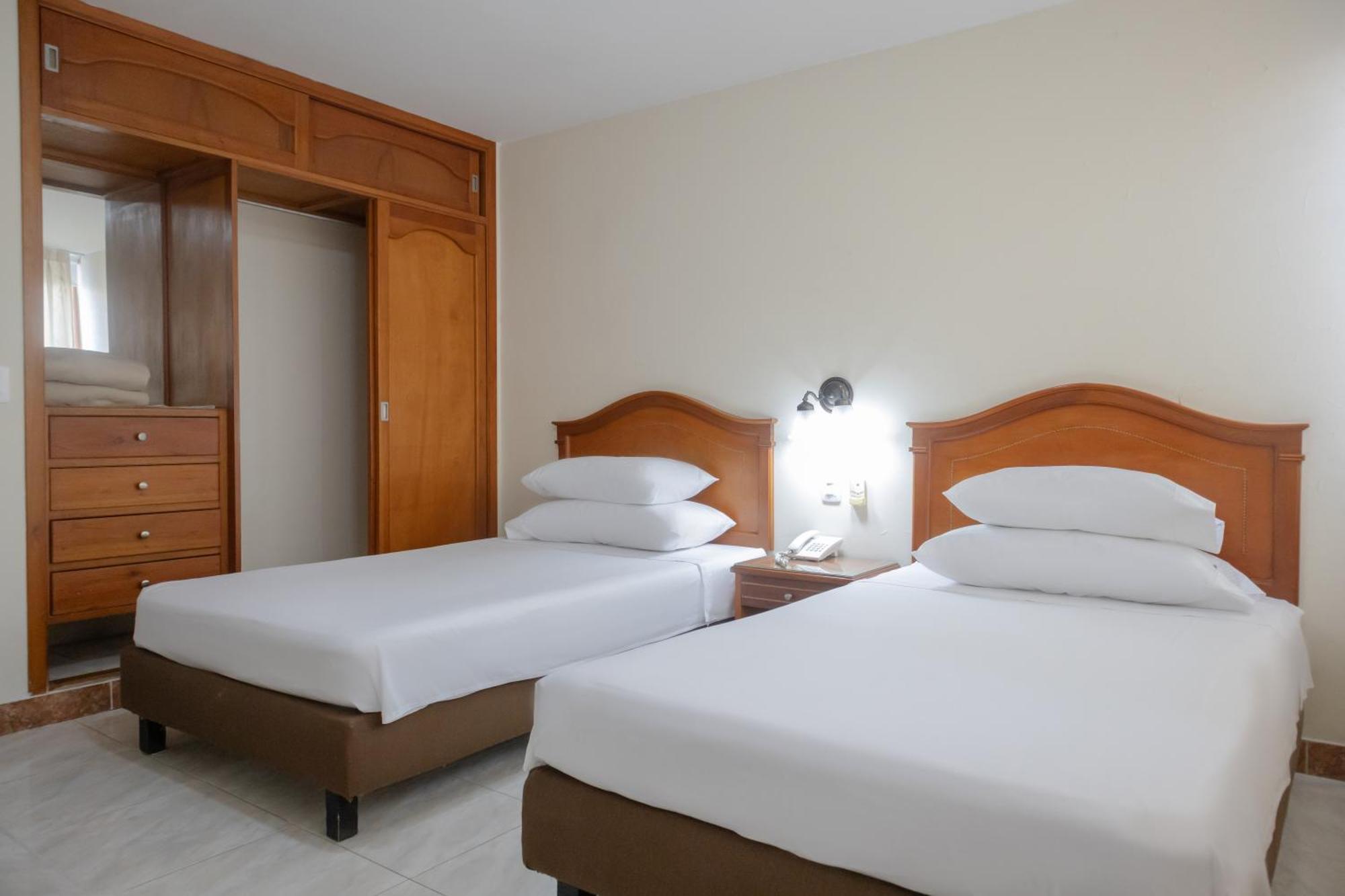 Hotel Faranda Bolivar Cucuta, A Member Of Radisson Individuals エクステリア 写真