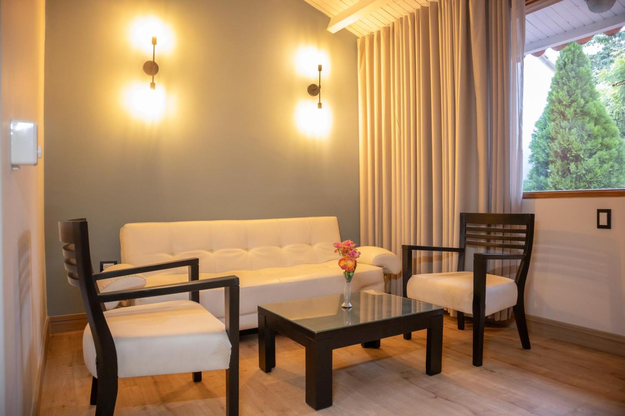 Hotel Faranda Bolivar Cucuta, A Member Of Radisson Individuals エクステリア 写真