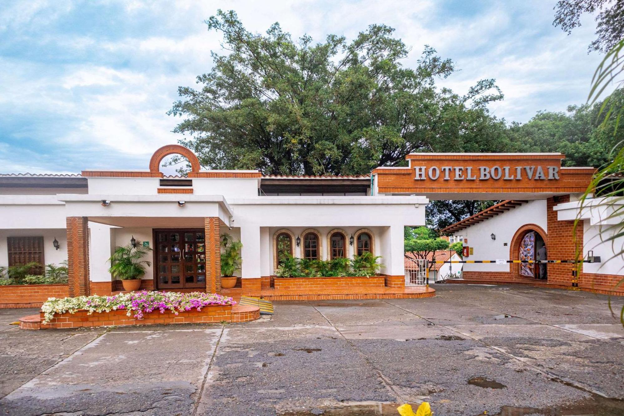 Hotel Faranda Bolivar Cucuta, A Member Of Radisson Individuals エクステリア 写真