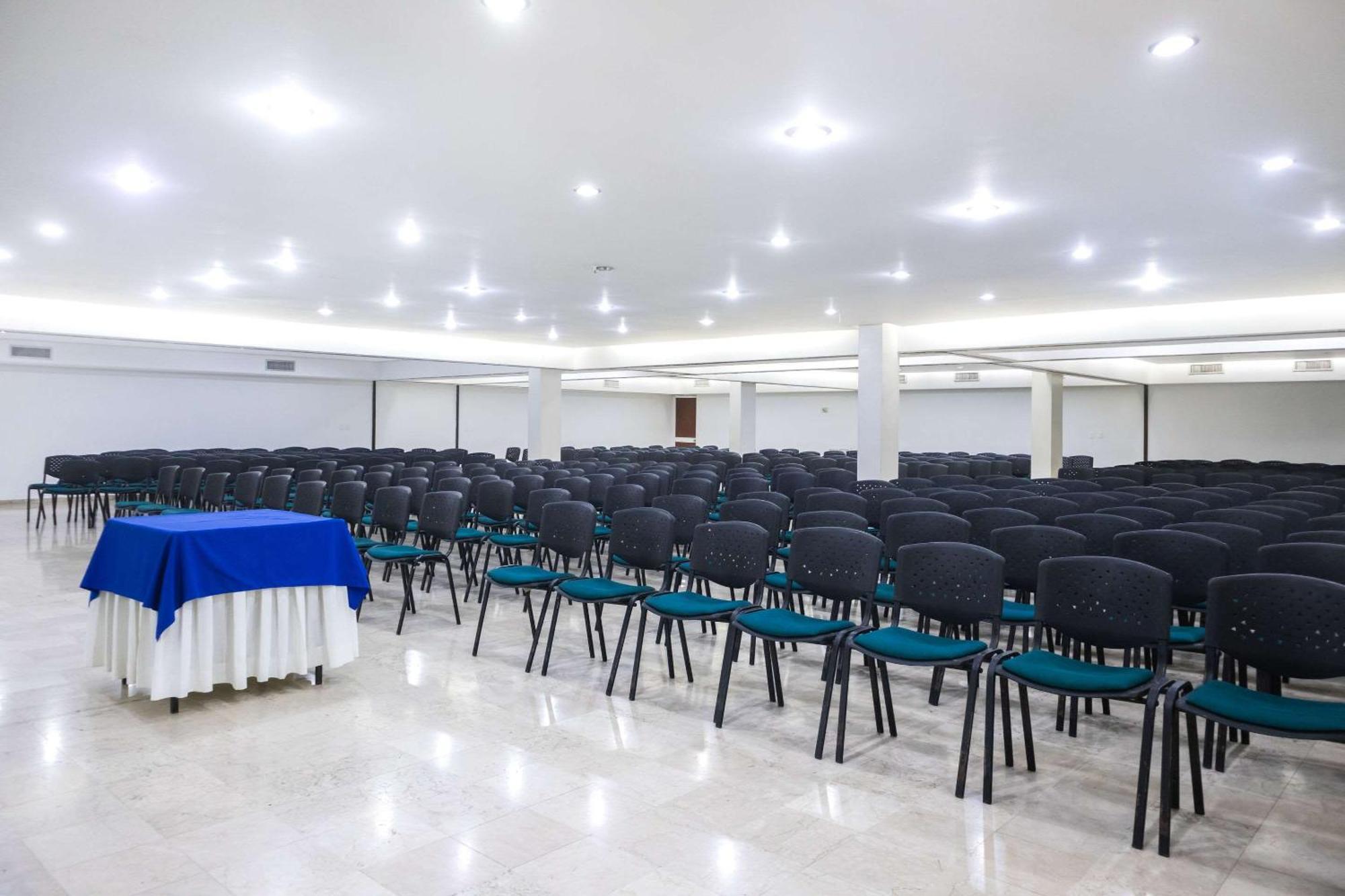 Hotel Faranda Bolivar Cucuta, A Member Of Radisson Individuals エクステリア 写真